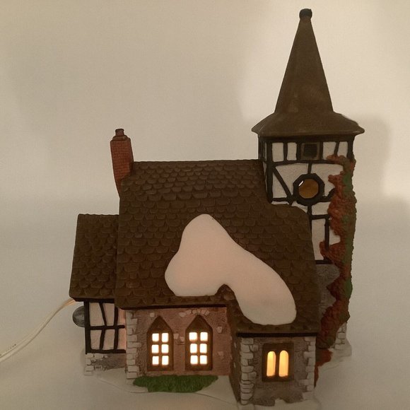 Dept. 56 "Old Michaelchurch" Heritage Village Collection House - Picture 12 of 12